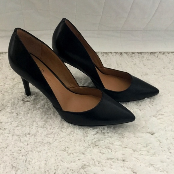 Banana Republic Shoes - Banana Republic Size 8. Black Leather New